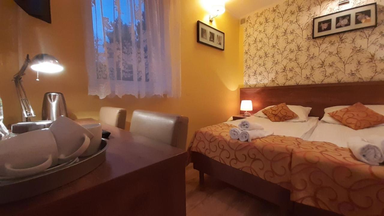 Pensjonat Zielone Wzgorze Boleslawow Stronie Śląskie Exterior foto