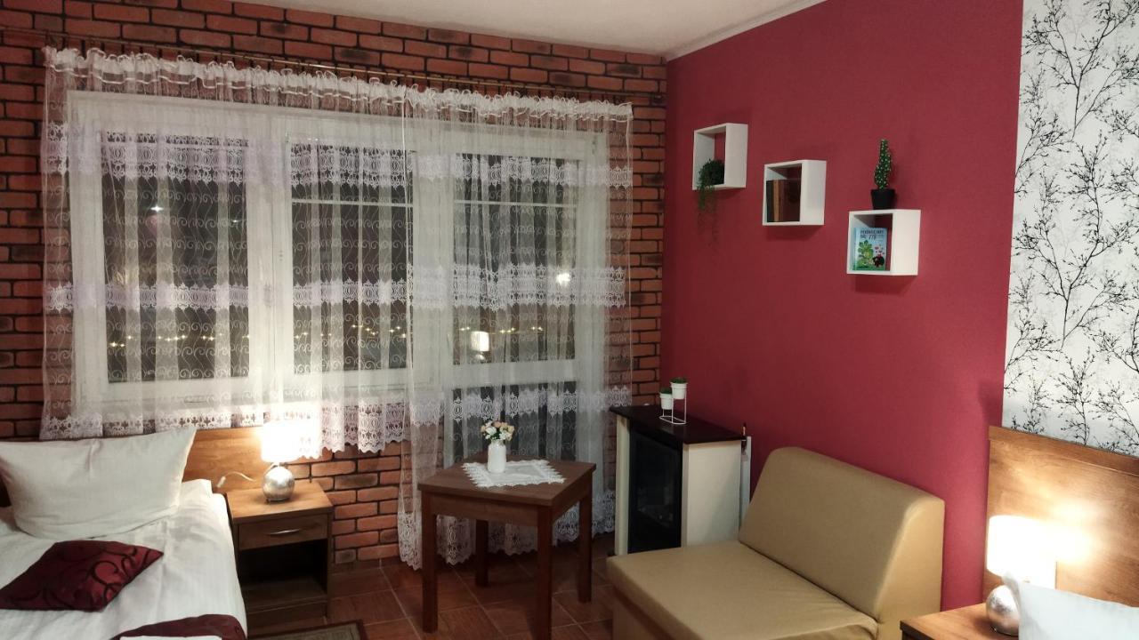 Pensjonat Zielone Wzgorze Boleslawow Stronie Śląskie Exterior foto